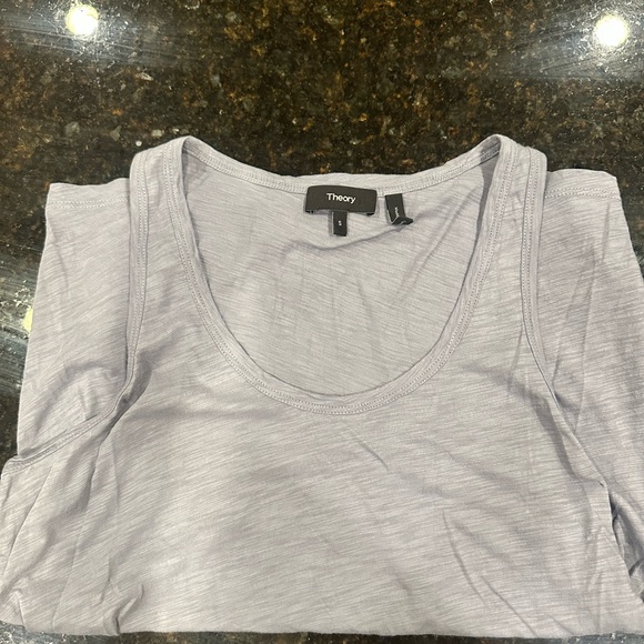 Theory relaxed fit tank - Picture 1 of 3